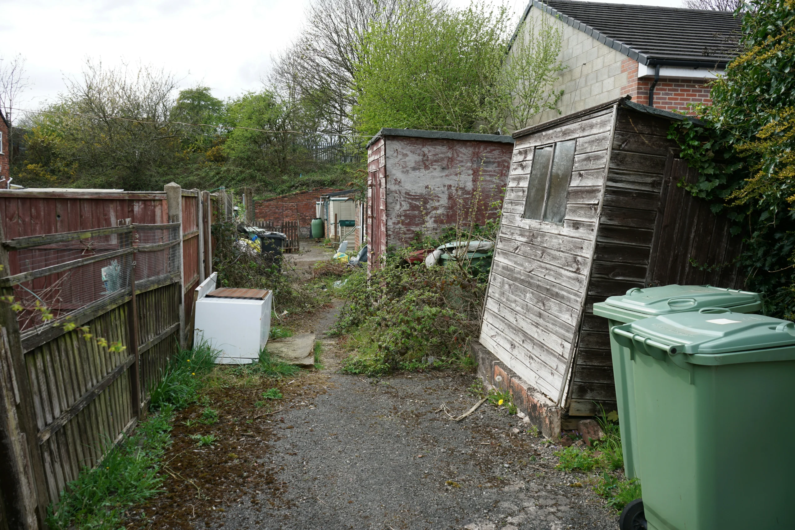 property landlord junk cleanouts in london ontario scaled